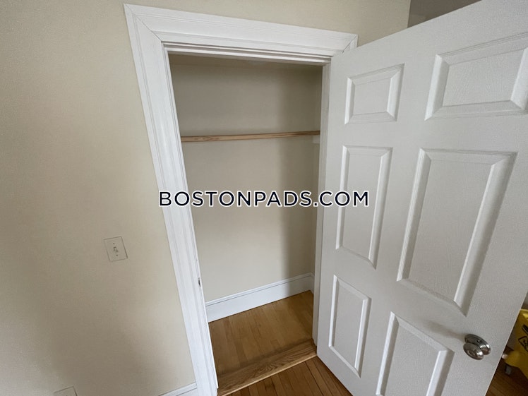 PARK VIEW St., Boston