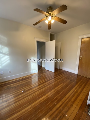 Boston - 3 Beds, 1.5 Baths