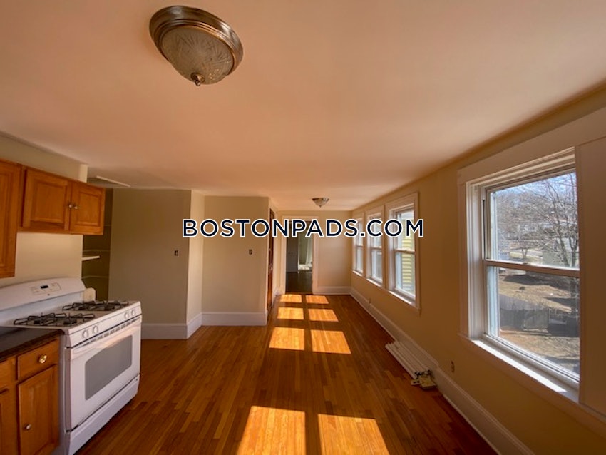 BOSTON - HYDE PARK - 1 Bed, 1 Bath - Image 1