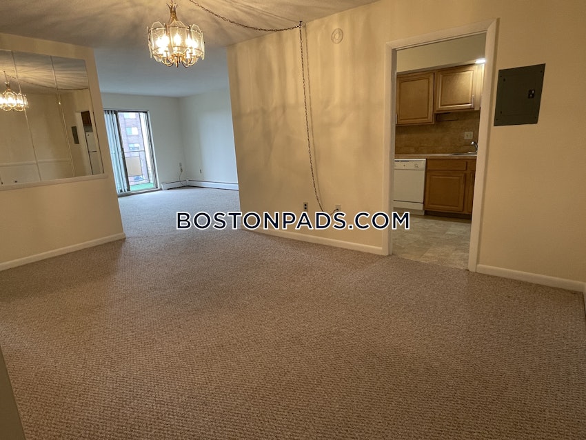 ARLINGTON - 1 Bed, 1 Bath - Image 9