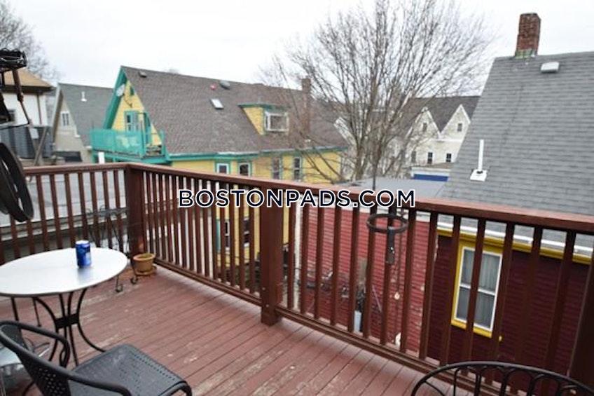 Boston - $4,950+ /month