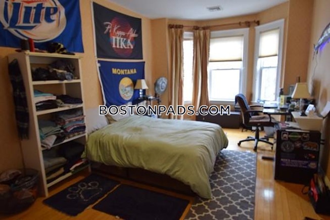 Boston - $4,950+ /mo