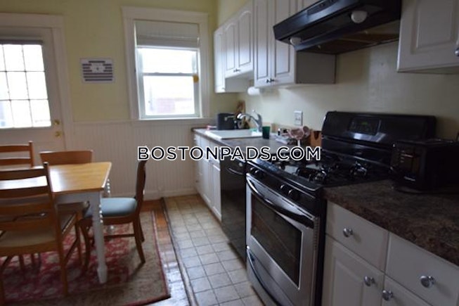 Boston - $4,950+ /mo