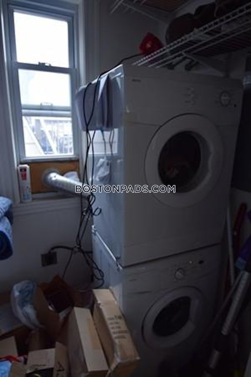 Boston - $4,950+ /month