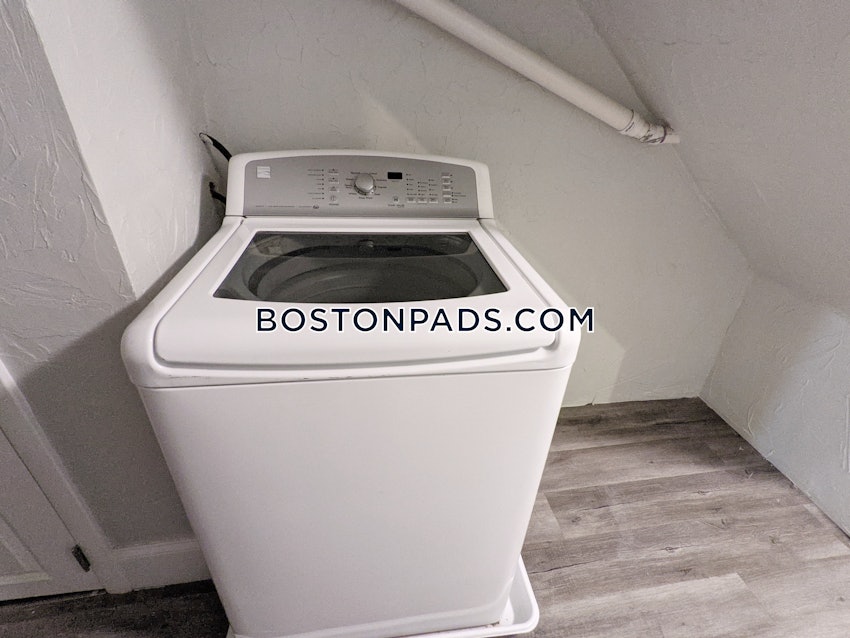 BOSTON - EAST BOSTON - JEFFRIES POINT - 3 Beds, 2 Baths - Image 42