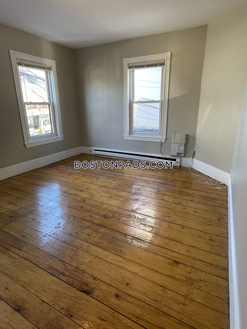 NEWTON - NEWTON HIGHLANDS - 1 Bed, 1 Bath - Image 10