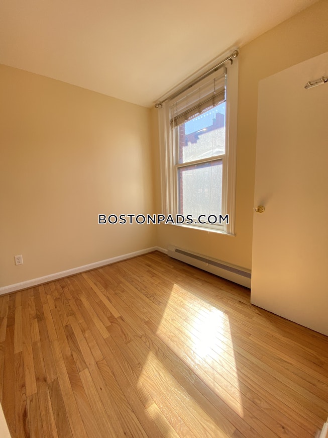 Boston - $2,750+ /mo