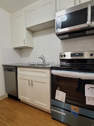 Boston - 2 Beds, 1 Baths