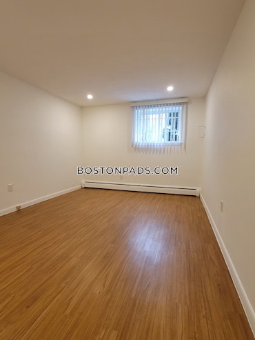 Boston - 2 Beds, 1 Baths