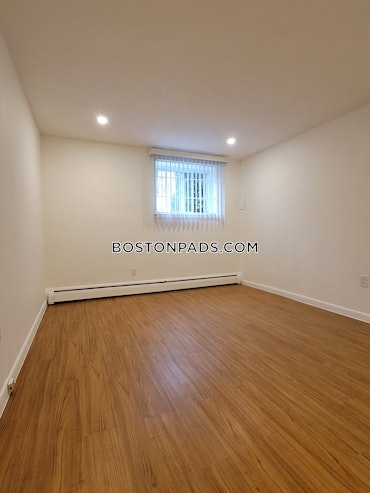 Boston - 2 Beds, 1 Baths