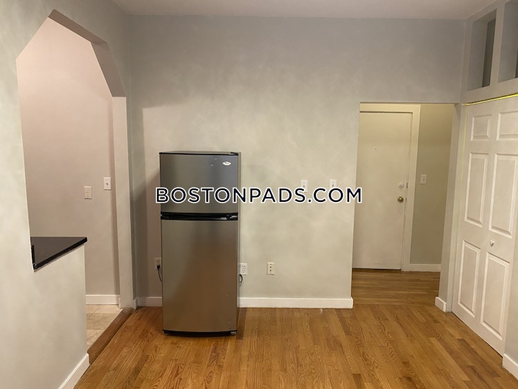 Hemenway St., Boston