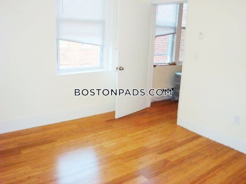 Maverick St. Boston photo 8