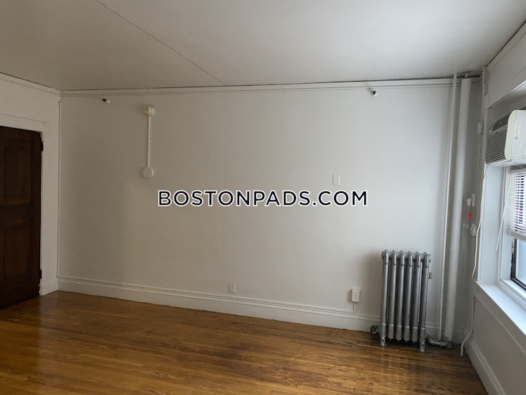 Westland Ave., Boston