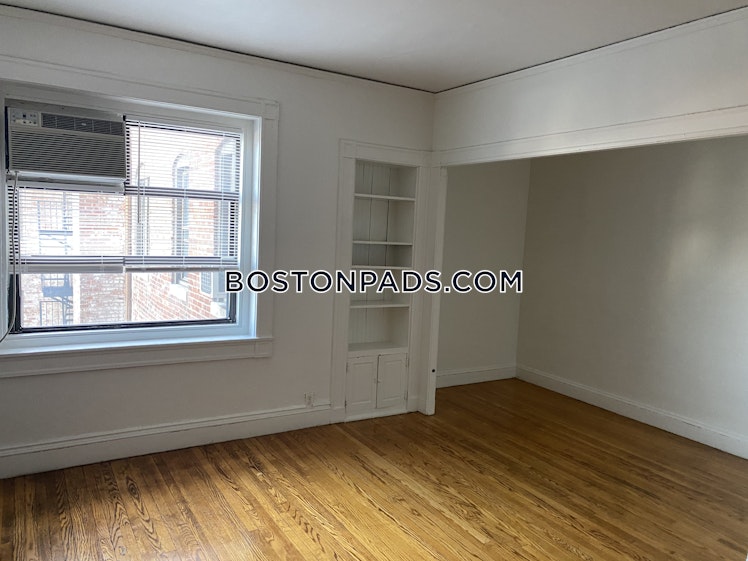 Westland Ave., Boston