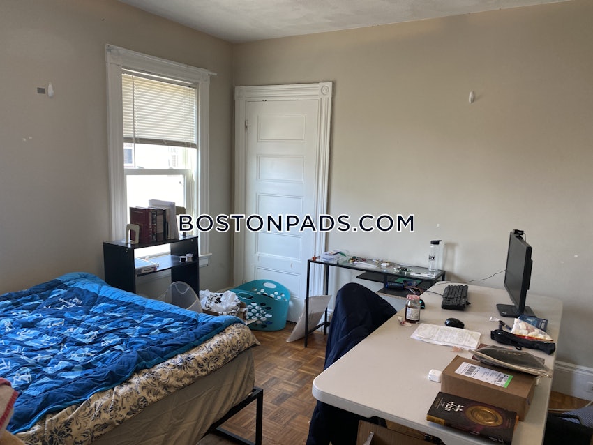 CAMBRIDGE - INMAN SQUARE - 3 Beds, 1 Bath - Image 13