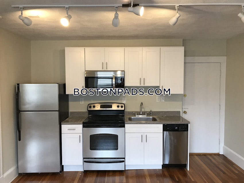 SOMERVILLE - DAVIS SQUARE - 2 Beds, 1 Bath - Image 3