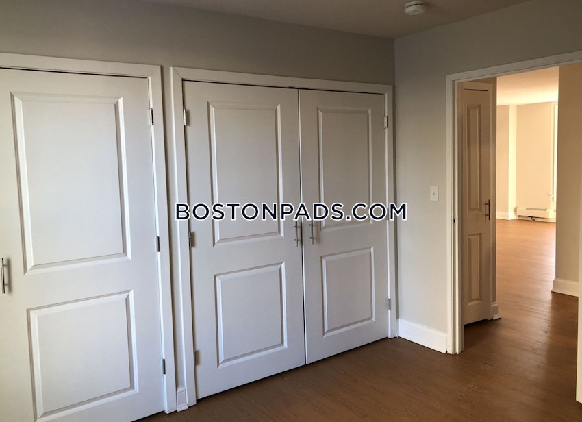 CAMBRIDGE - CENTRAL SQUARE/CAMBRIDGEPORT - 1 Bed, 1 Bath - Image 3