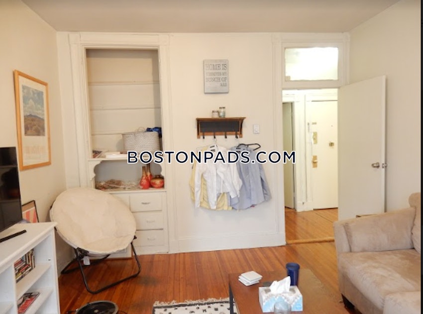 BOSTON - ALLSTON - 2 Beds, 1 Bath - Image 2