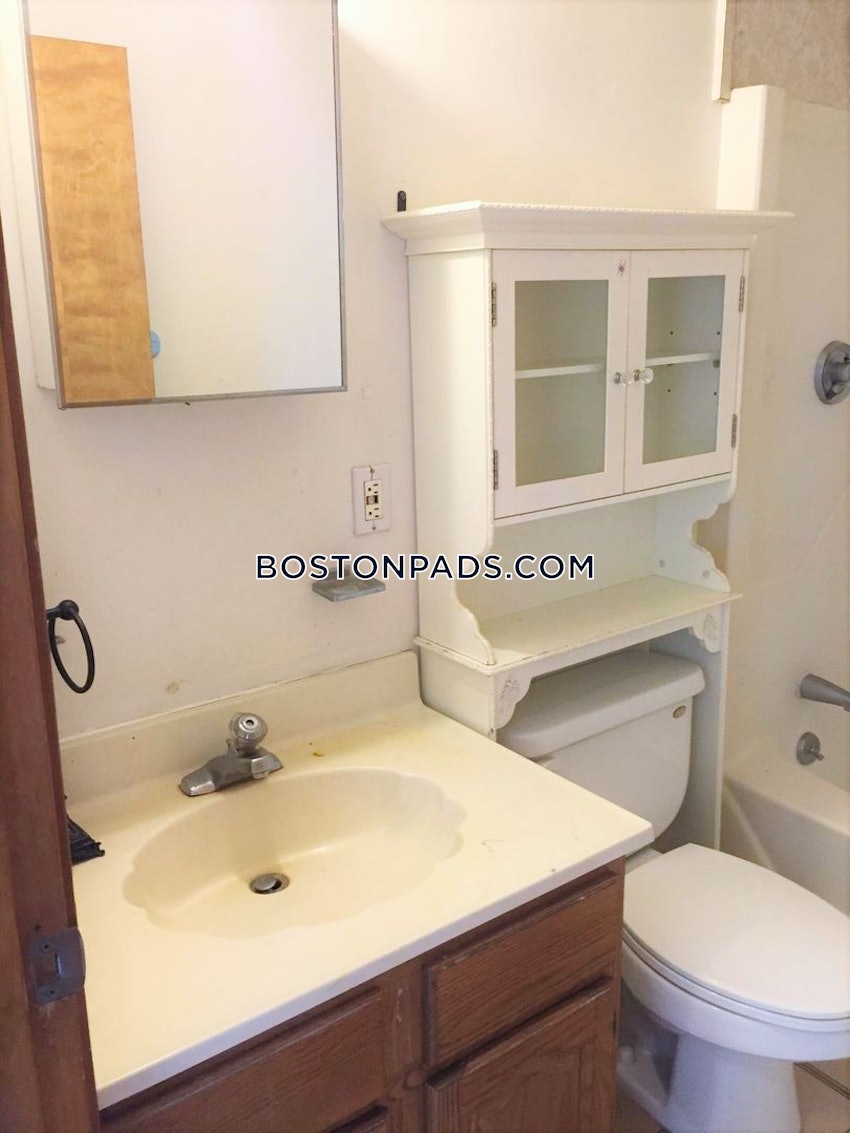 BOSTON - EAST BOSTON - MAVERICK - 1 Bed, 1 Bath - Image 9