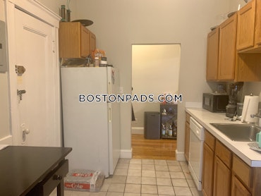 Boston - 2 Beds, 1 Baths