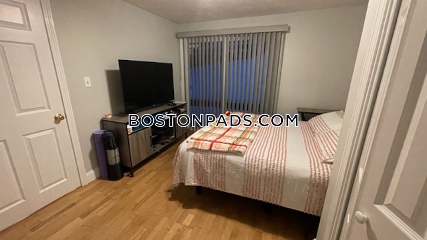 BOSTON - BRIGHTON - CLEVELAND CIRCLE - 3 Beds, 2 Baths - Image 11