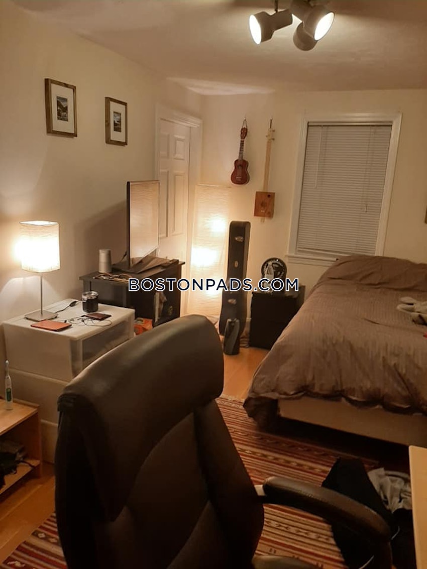 BOSTON - BRIGHTON - CLEVELAND CIRCLE - 3 Beds, 2 Baths - Image 10