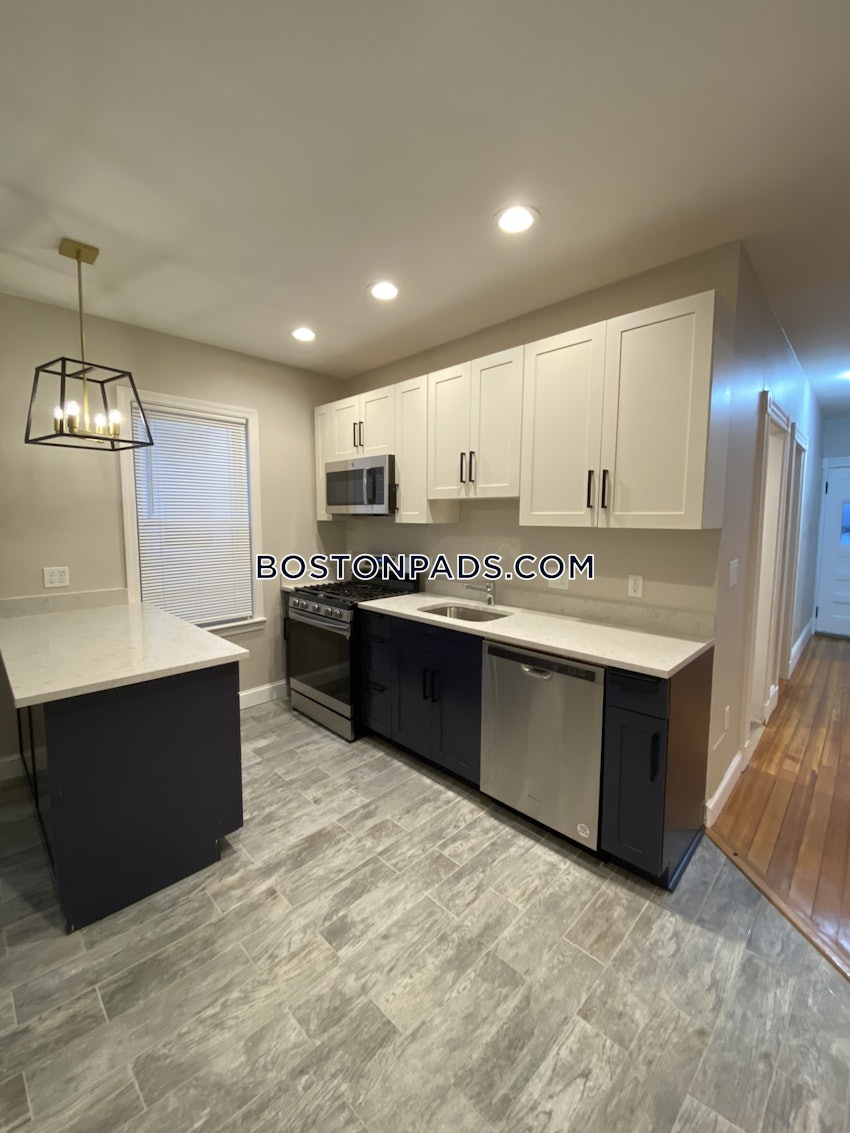 BOSTON - DORCHESTER/SOUTH BOSTON BORDER - 3 Beds, 2 Baths - Image 35