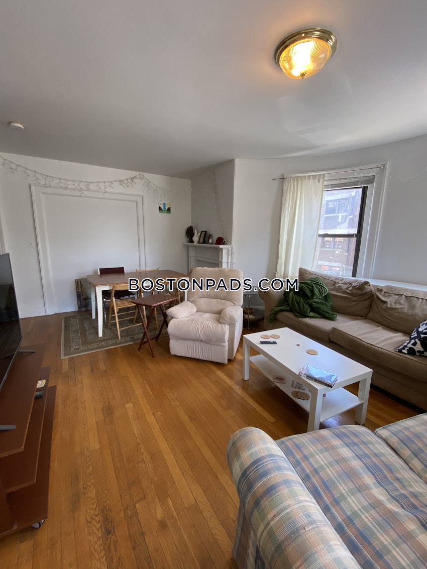 BOSTON - ALLSTON/BRIGHTON BORDER - 3 Beds, 1 Bath - Image 4