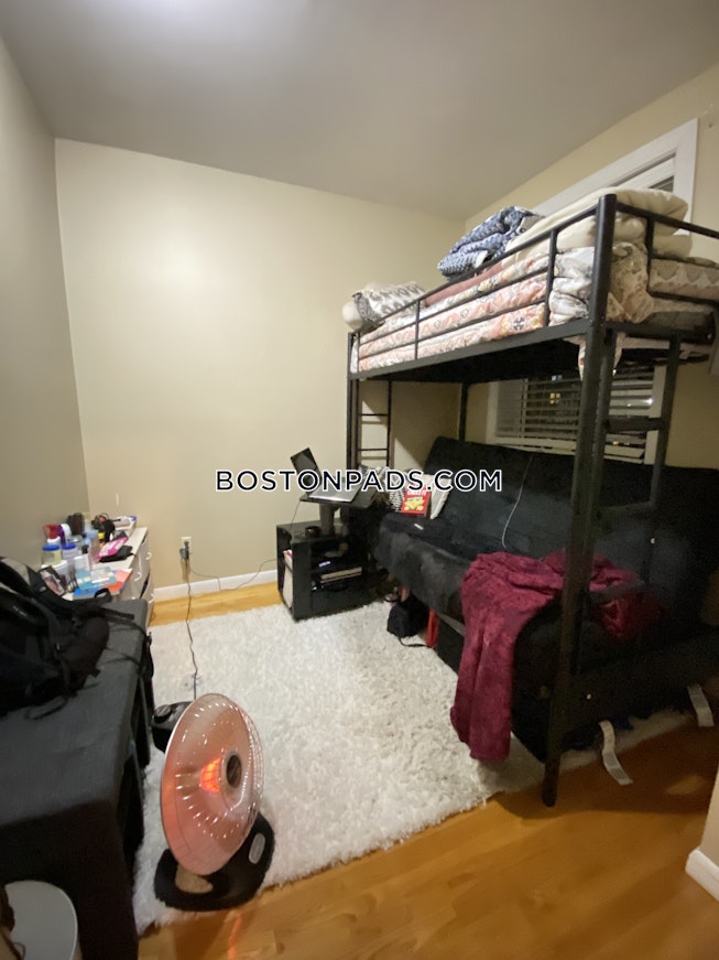 Boston - $2,995+ /mo