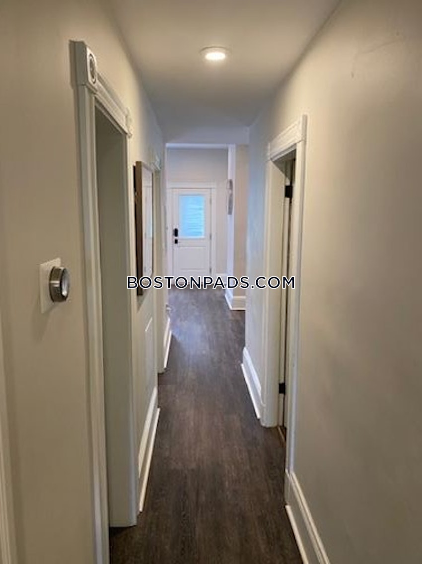 BOSTON - MISSION HILL - 4 Beds, 2 Baths - Image 38