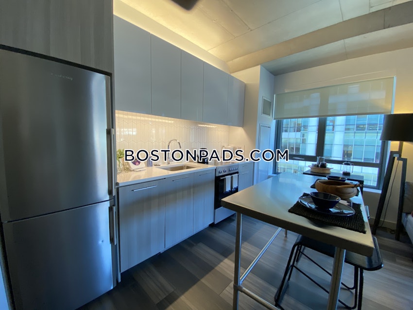 CAMBRIDGE - KENDALL SQUARE - 1 Bed, 1 Bath - Image 5