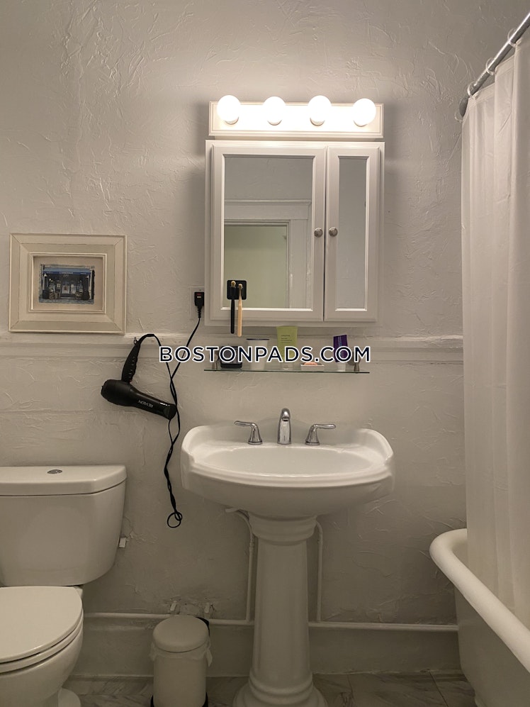 Centre St., Cambridge