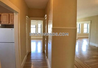 Saint Paul St. Brookline