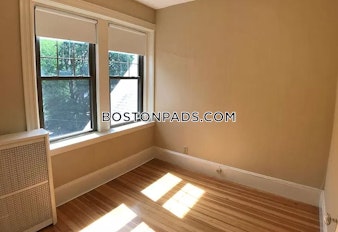 Saint Paul St. Brookline