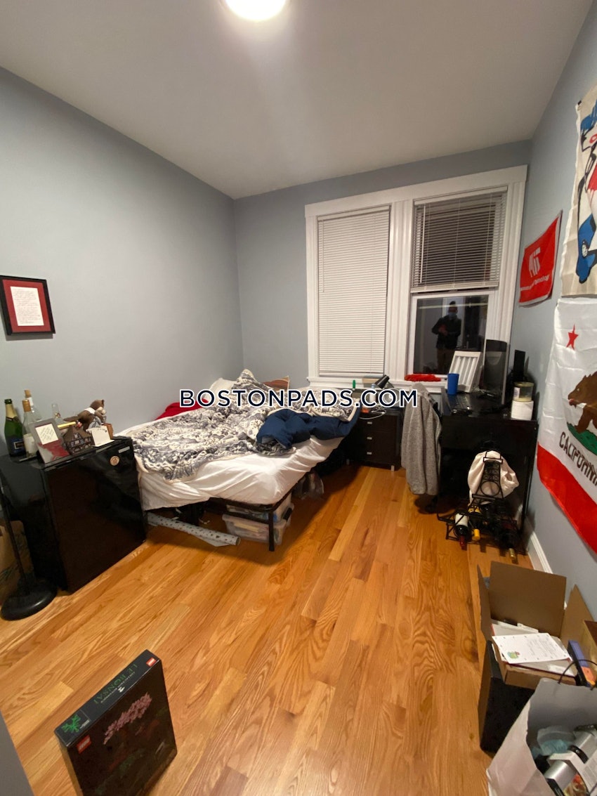 CAMBRIDGE - CENTRAL SQUARE/CAMBRIDGEPORT - 5 Beds, 2 Baths - Image 1