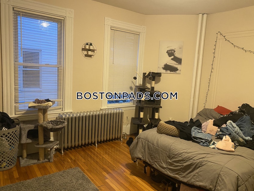 BOSTON - DORCHESTER - SAVIN HILL - 3 Beds, 1.5 Baths - Image 19