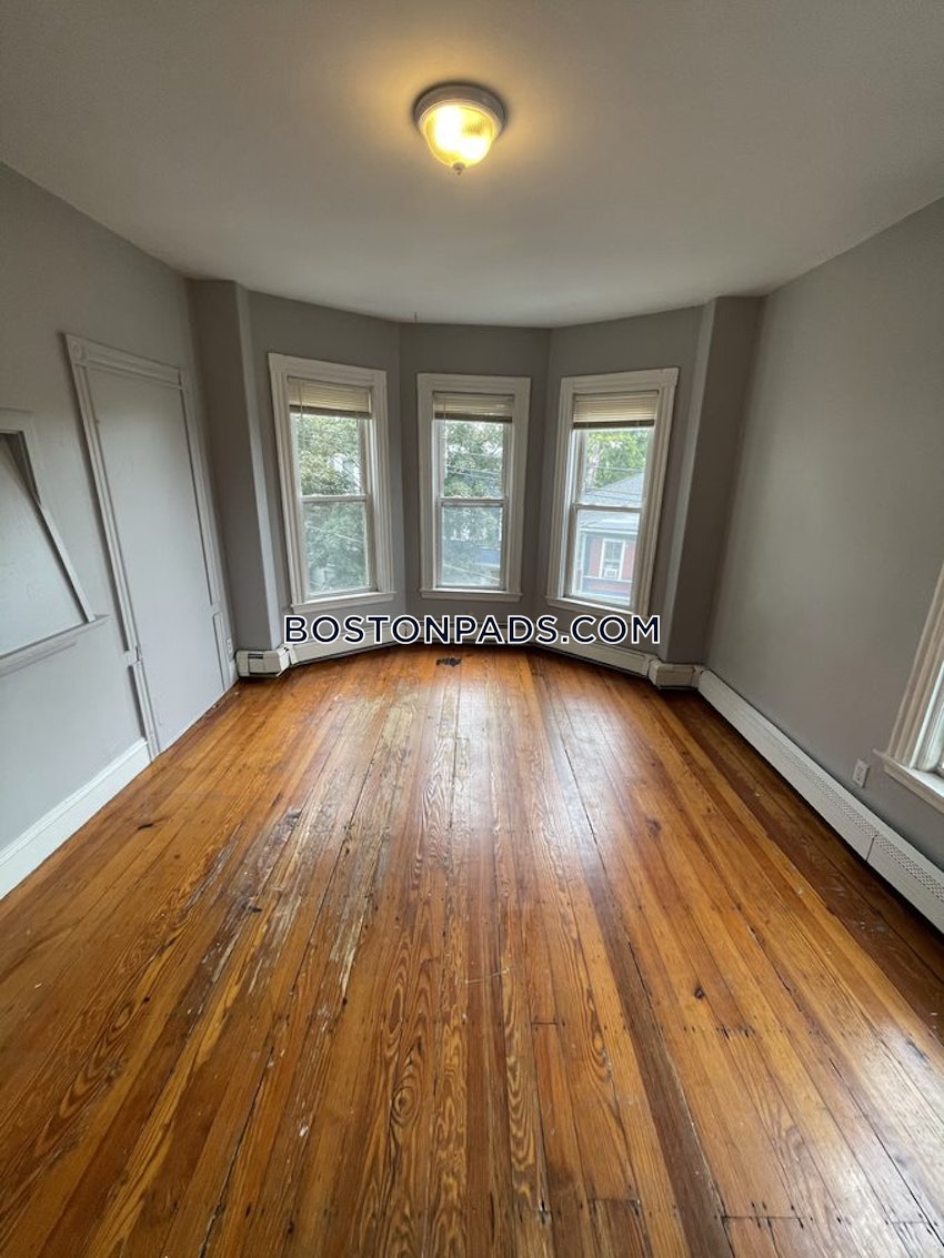 BOSTON - JAMAICA PLAIN - STONY BROOK - 3 Beds, 1 Bath - Image 11