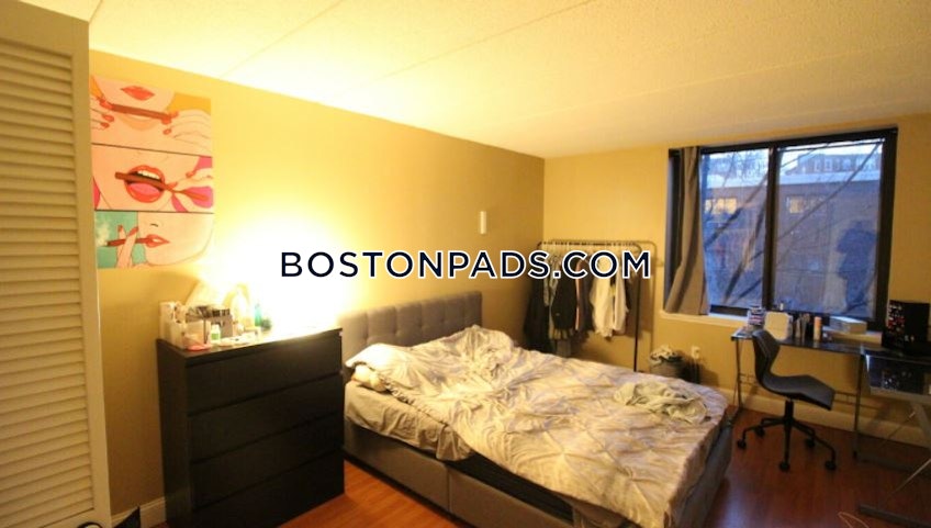 Boston - $4,100+ /month