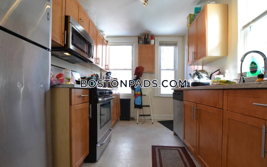 BOSTON - BRIGHTON - BRIGHTON CENTER - 5 Beds, 4 Baths - Image 13