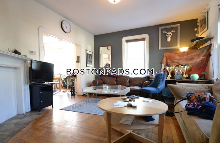 Murdock Ter., Boston