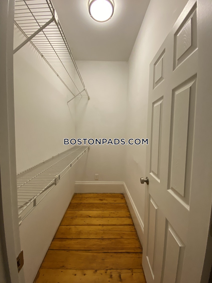 BOSTON - CHARLESTOWN - 4 Beds, 2 Baths - Image 44