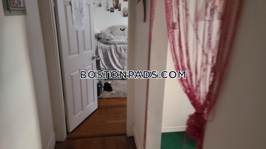 BOSTON - ALLSTON - 3 Beds, 1 Bath - Image 21