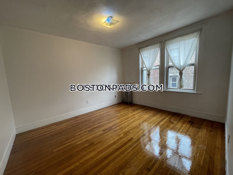 Scottfield Rd., Boston