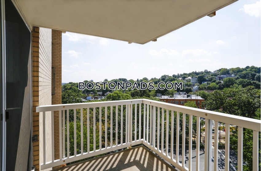 BROOKLINE- WASHINGTON SQUARE - 2 Beds, 2 Baths - Image 7