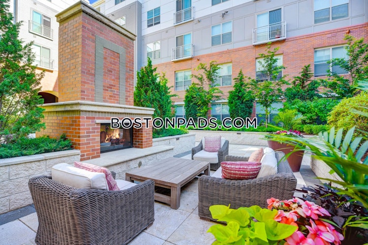 Cambridge Park Dr., Cambridge