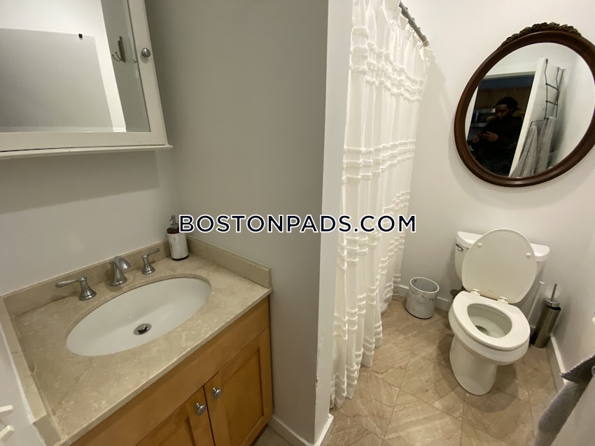 CAMBRIDGE - PORTER SQUARE - 1 Bed, 1 Bath - Image 7