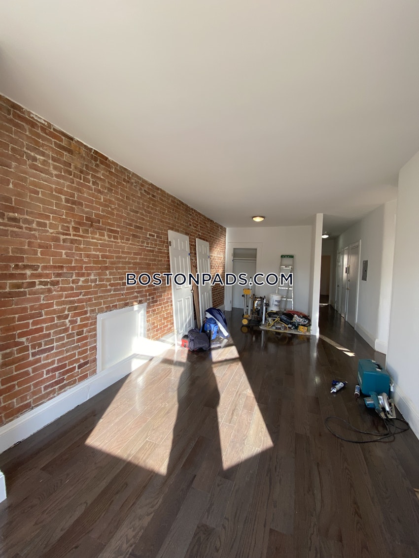 BOSTON - BEACON HILL - 3 Beds, 1 Bath - Image 59