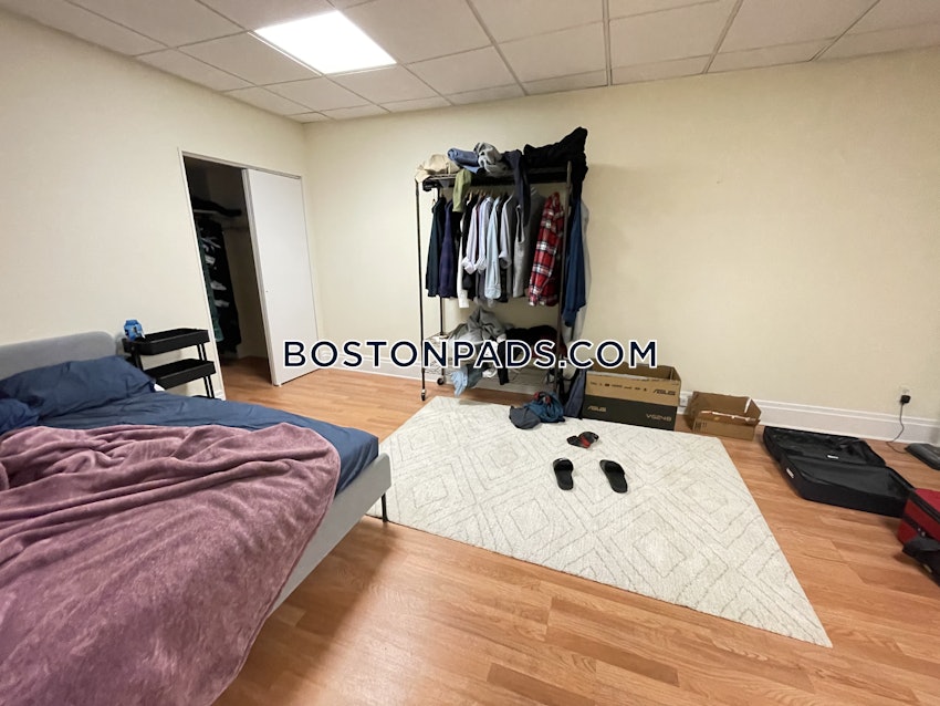 BOSTON - CHINATOWN - 1 Bed, 1 Bath - Image 3