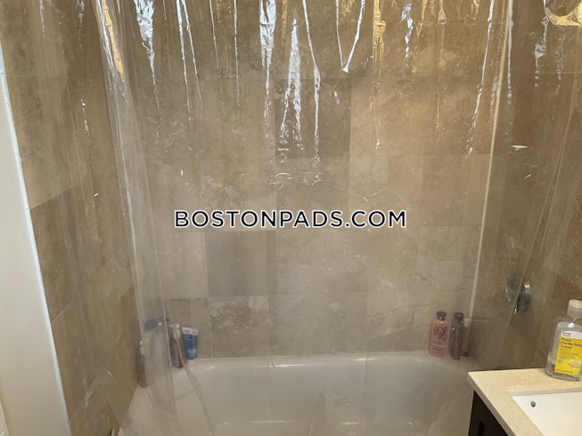 Boston - $2,600+ /mo
