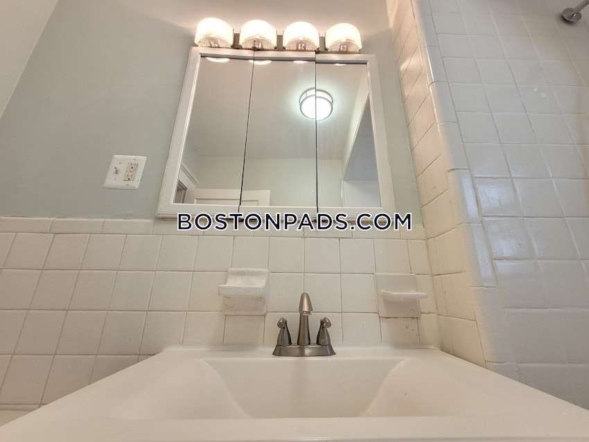 BOSTON - JAMAICA PLAIN - FOREST HILLS - 4 Beds, 1 Bath - Image 11